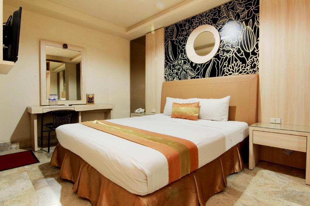 Grand Rosela