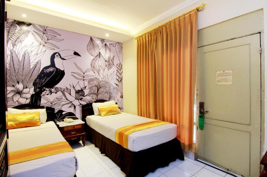Grand Rosela Hotel